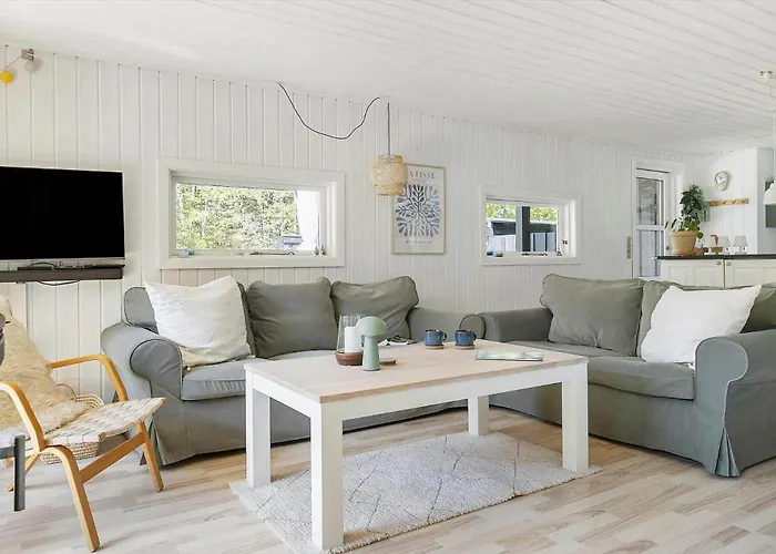 Tv1557-albaek-apollonvej-1 * Ålbæk